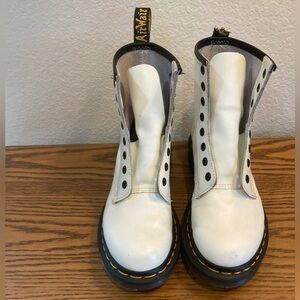 Dr Marten’s Boots